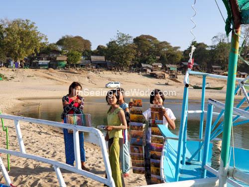 Bagan, Myanmar, prictures of local people and local sites